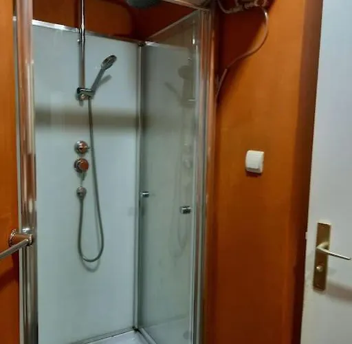 Apartamento 1a Tres Confortable 01